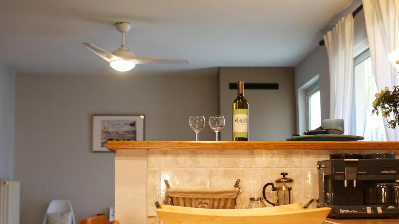 Artemis Apartment,Beach Two-Bedroom Eksteriør billede